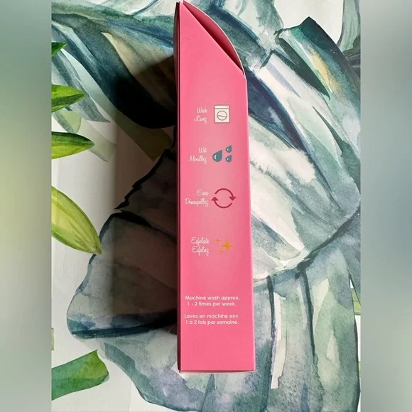 The Original Makeup Eraser - Pink NWT - Picture 4 of 5